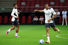 雷速体育：德甲：拜仁慕尼黑遭法兰克福以3比3逼和.